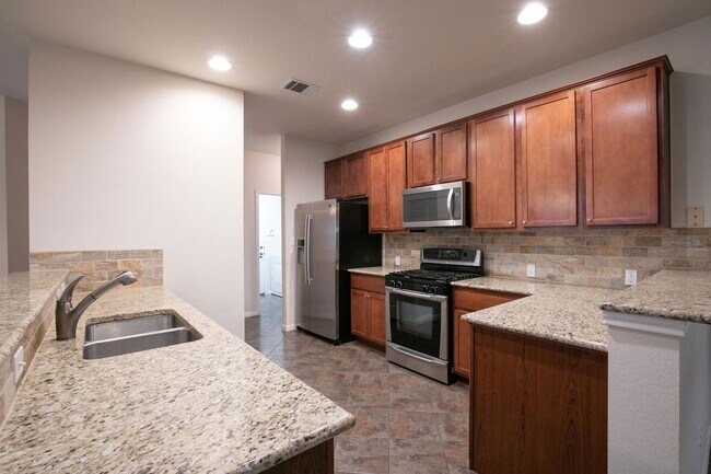 Foto del edificio - 9417 Eagle Knoll Dr