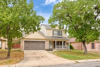 Building Photo - 9110 Chinon