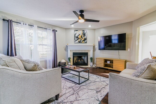 Fort Harrison State Park 4Bed Spacious Retreat - Fort Harrison State Park 4Bed Spacious Retreat House