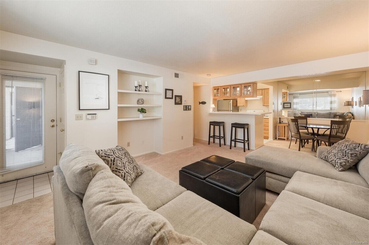 Primary Photo - 9222 E Arbor Cir