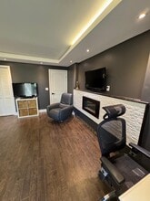 Building Photo - 25 Brightway Cres
