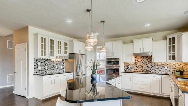 Building Photo - Perfect 5 bedroom count Home in Plymouth