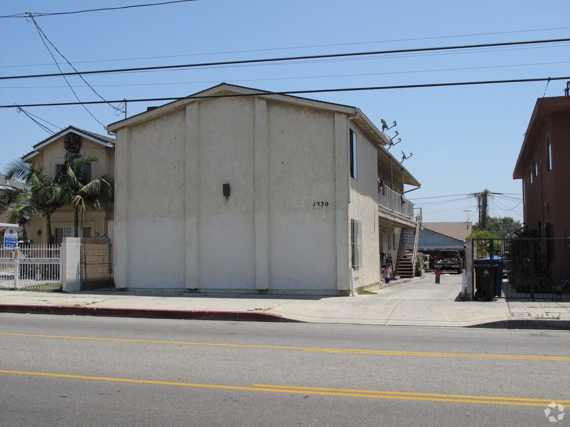 Foto principal - 1330 Wilmington Blvd