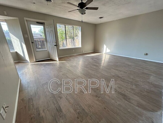 Foto del edificio - 1613 69th St