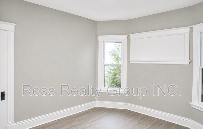 Building Photo - 702 Boalt St