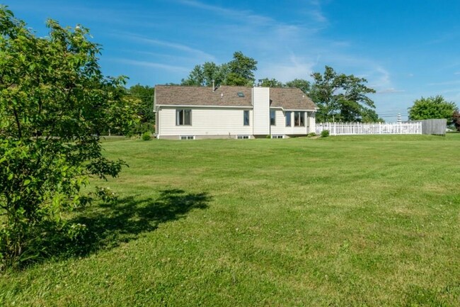 Building Photo - 2170 Brickyard Rd