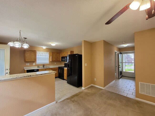 Foto del edificio - Single family home in The Highlands