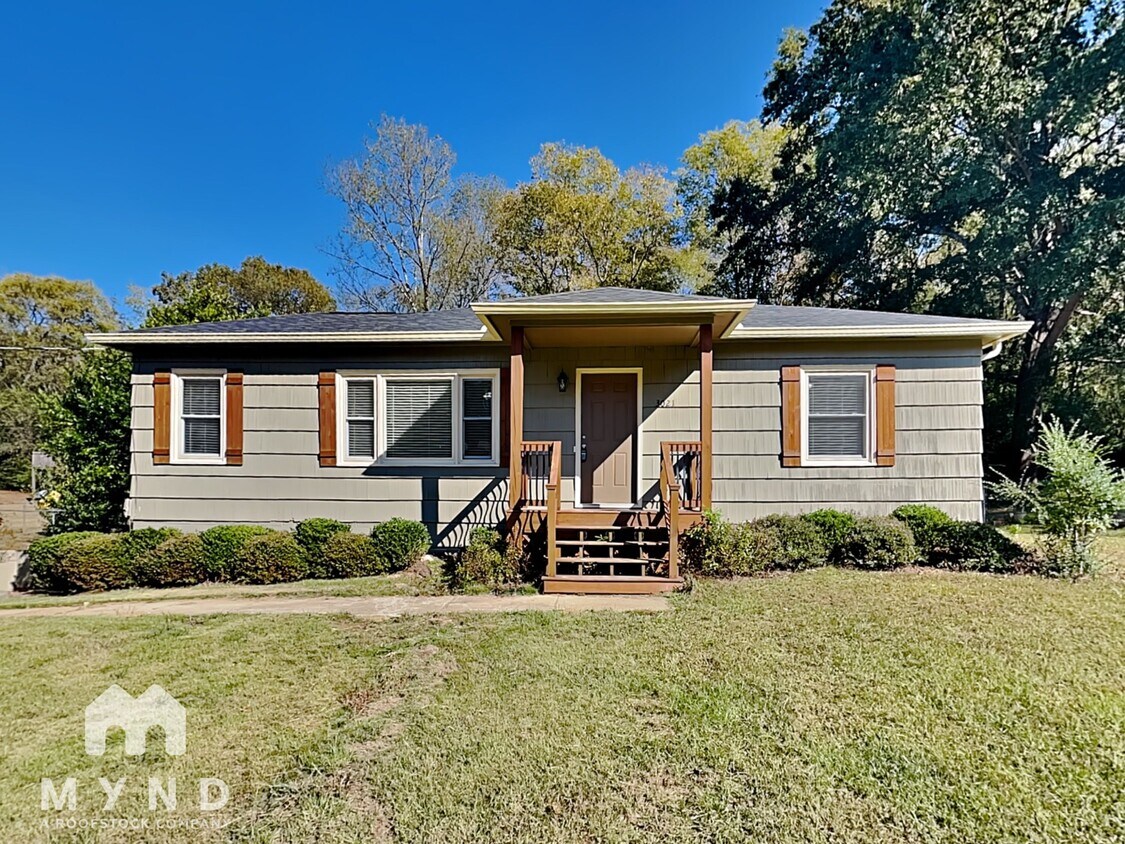 Primary Photo - 3021 Watts Dr