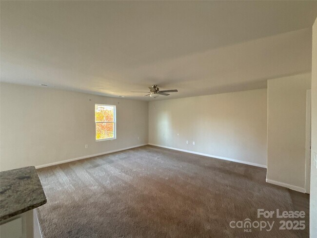 Foto del edificio - 3038 Trailblazer St