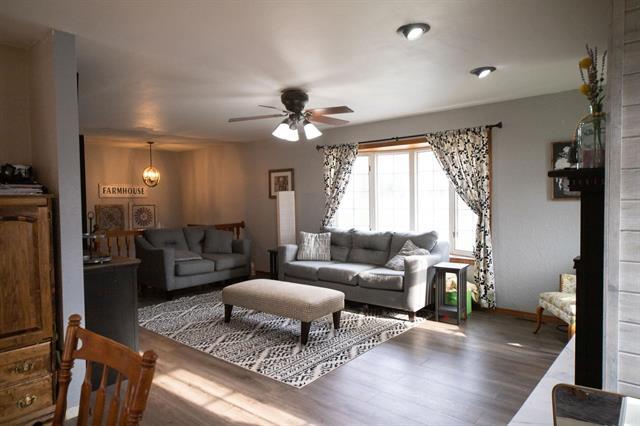Building Photo - 2385 Wintergreen Dr