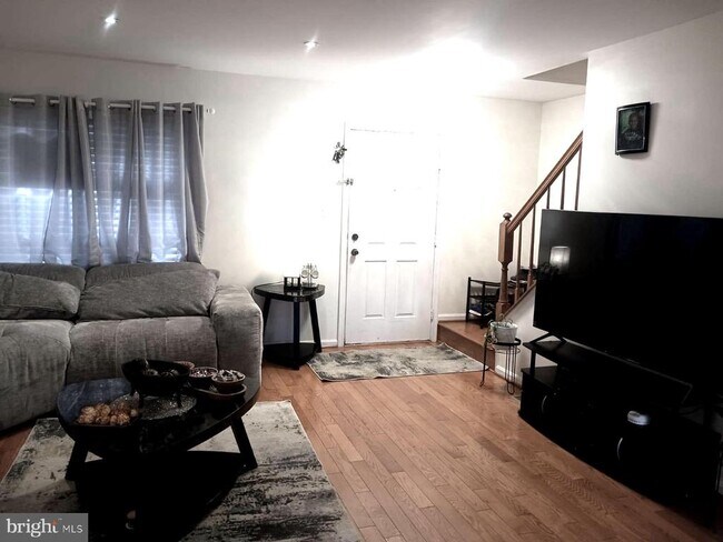 Foto del edificio - 2011 Quiet Creek Ct