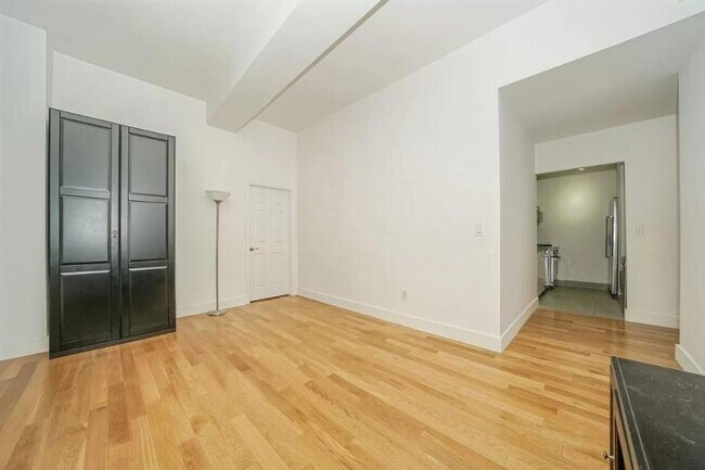 Foto del edificio - 4 bedroom in NEW YORK NY 10038