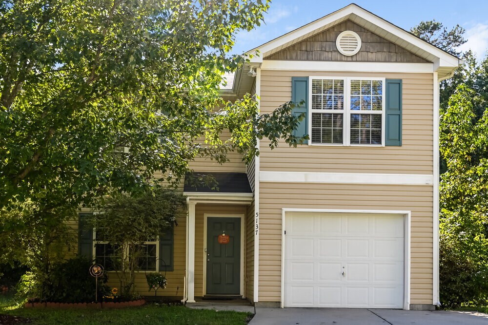 Foto principal - 5137 Autumn Oak Dr