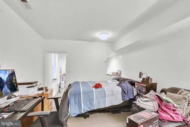 Foto del edificio - 258 S 9th St