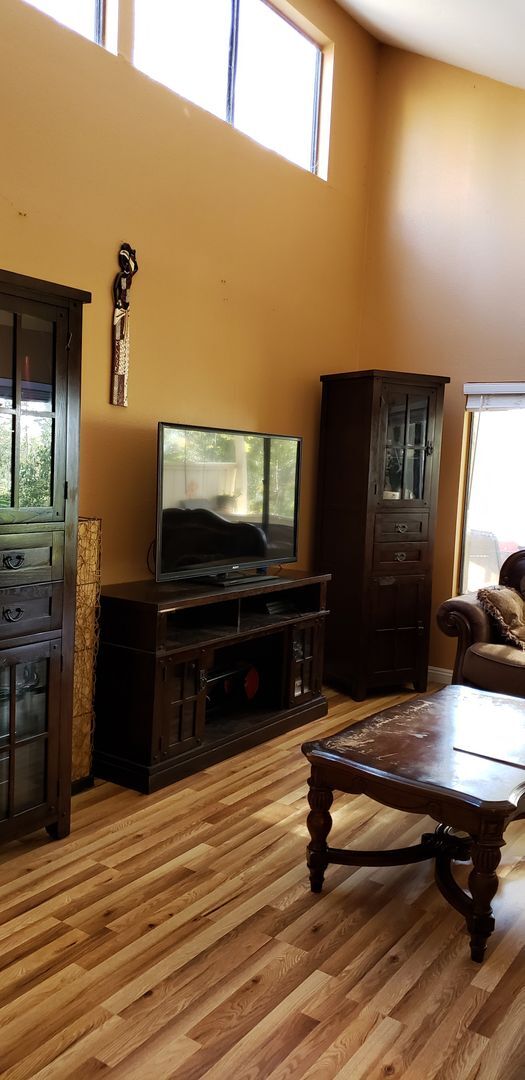 Building Photo - $3,500- 3 Bed/ 2 Bath Townhome in Scripps ...
