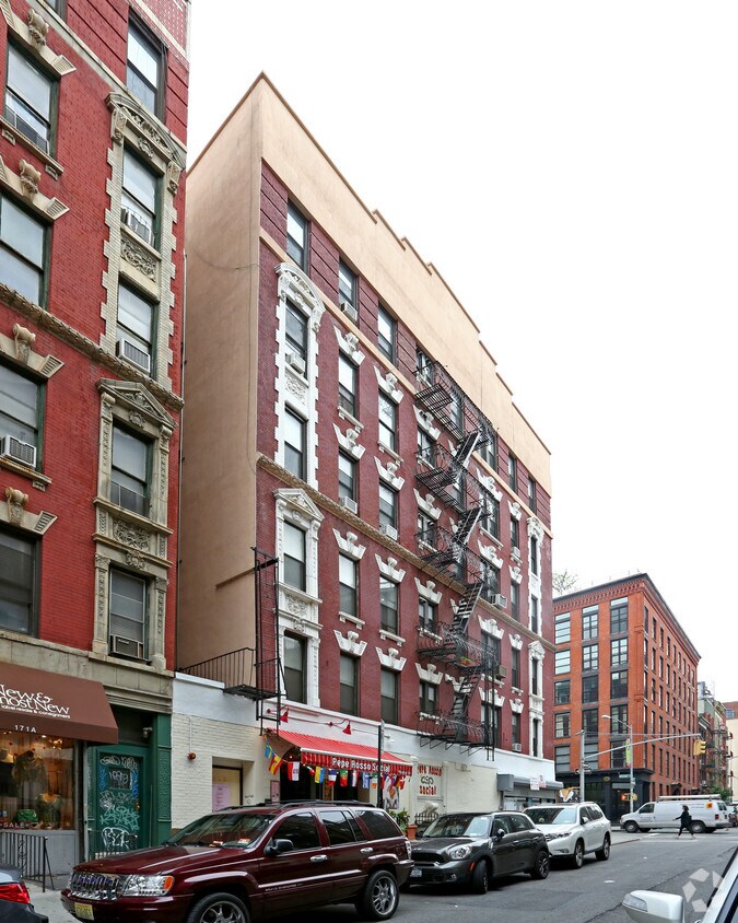 Foto del edificio - 371-373 Broome St