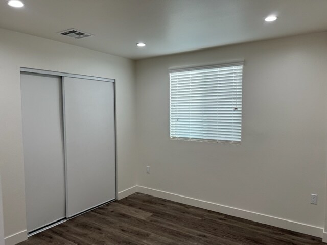 Foto del edificio - 5872 Towne Ave