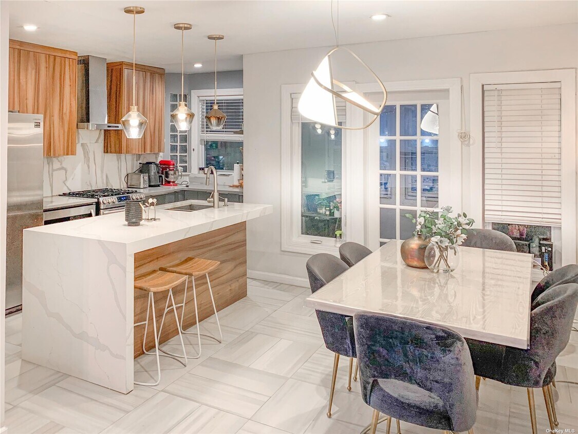 Foto principal - 139-45 Pershing Crescent