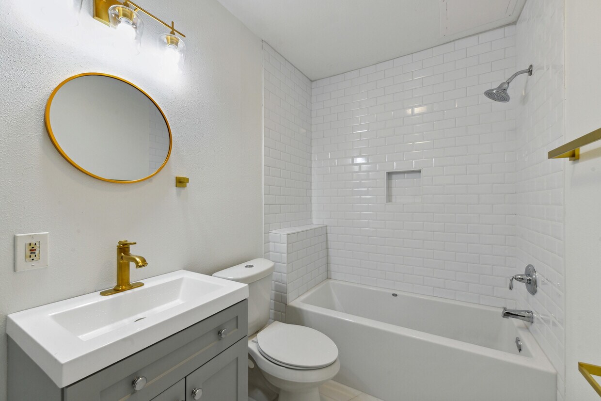 2526 Jena St Unit 2526 Jena, New Orleans, LA 70115 Apartments in New