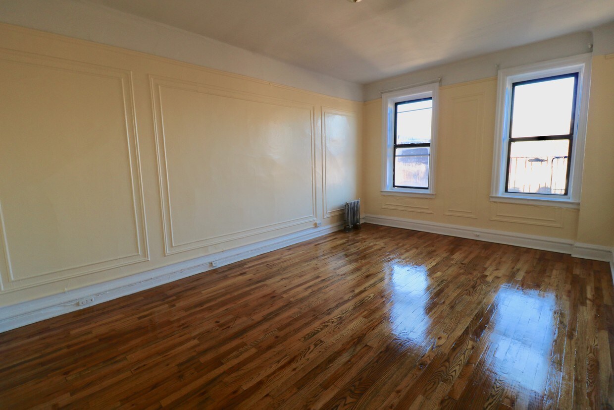 11 Hillside Ave, New York, NY 10040 Apartments in New York, NY