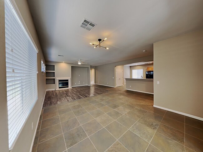 Building Photo - 4439 Weitzman Pl