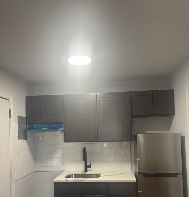 Foto del edificio - 306 Eastern Pkwy