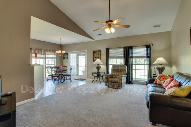 Foto del edificio - 2007 McCrory Pl