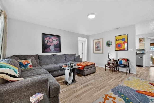 Foto del edificio - 4273 Elkcam Blvd SE