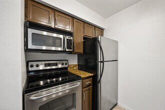 Building Photo - 2120 El Paseo St