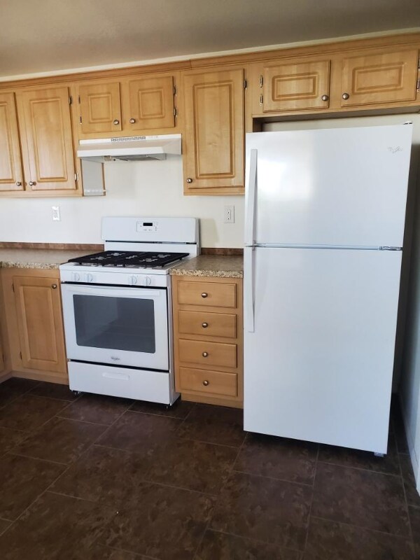 Foto del edificio - 303 S Recker Rd