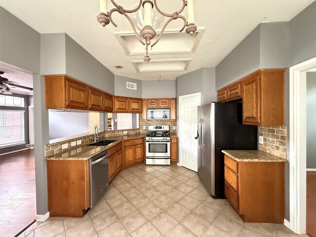 Foto del edificio - 14334 Fair Knoll Way