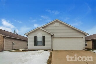 Building Photo - 643 Cloverfield Ln