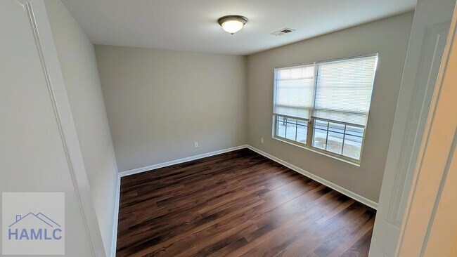 Foto del edificio - 418 Valdez Ct