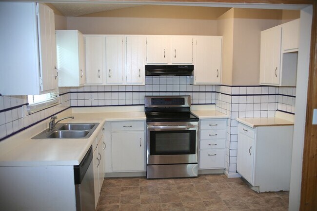 Foto del edificio - 2121 Poplar St