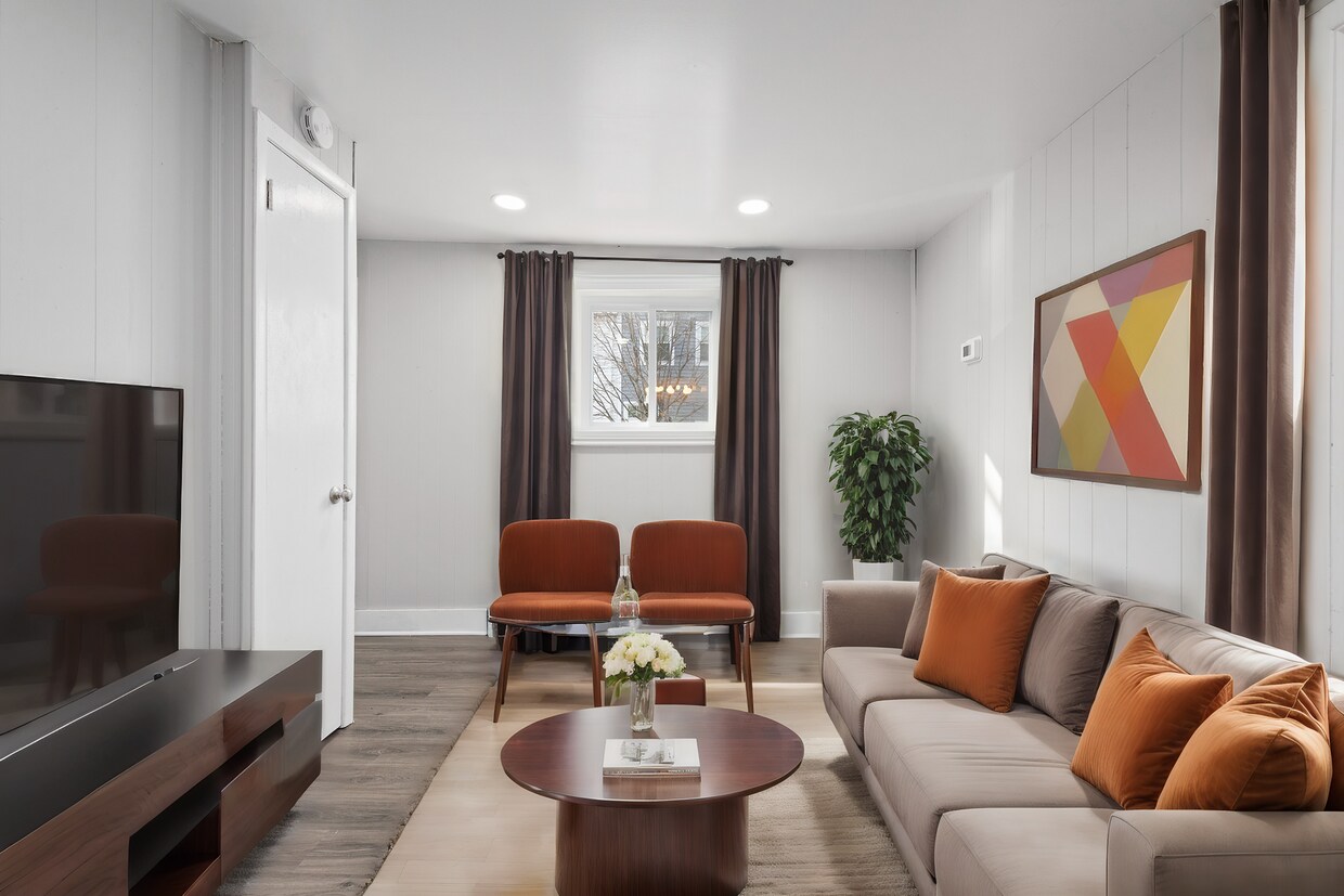 Foto principal - 3900 Howley St