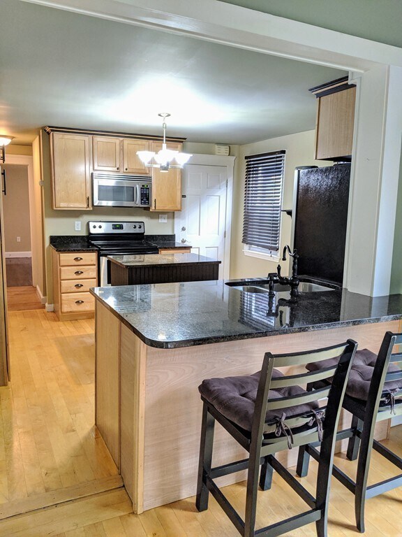 Foto del edificio - 10 Woodbury Ct