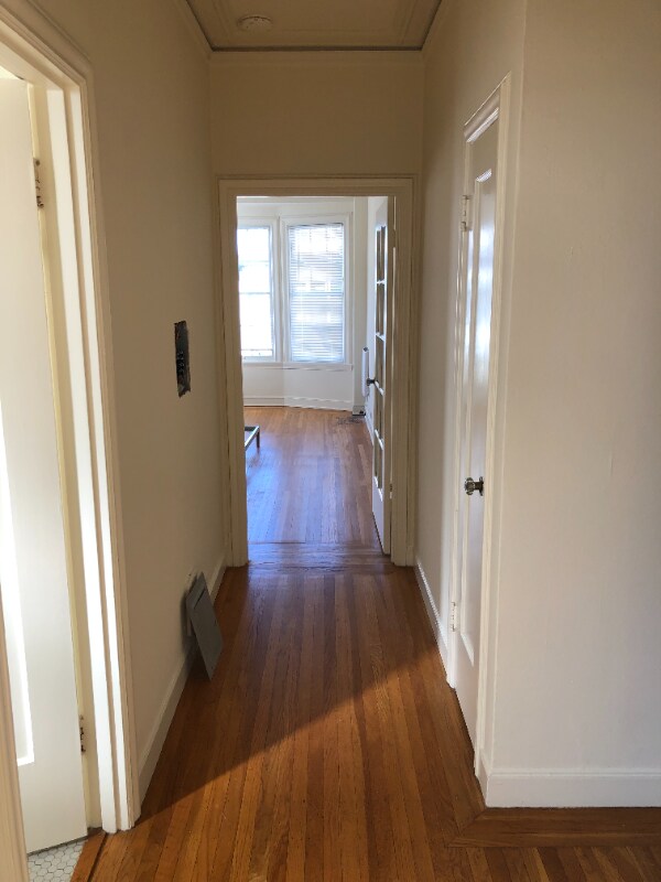 Building Photo - 1855 Washington St