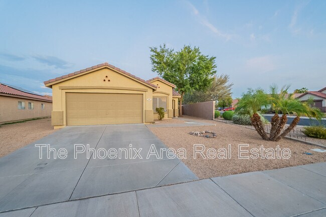 Building Photo - 663 S Colonial Ct