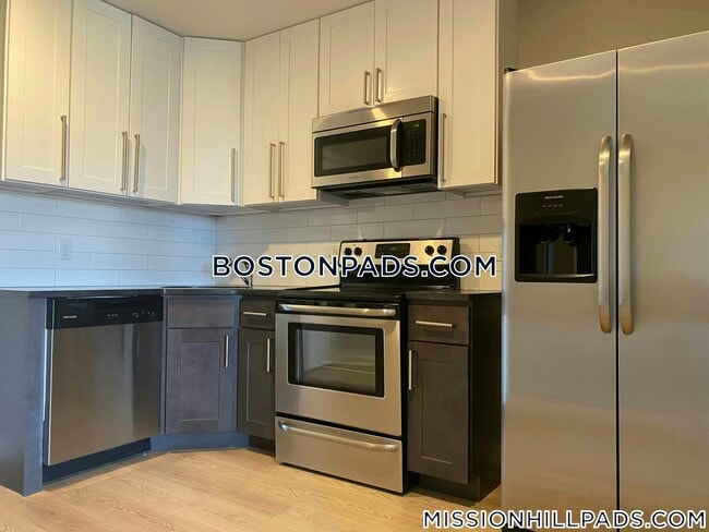 Building Photo - 35 S Huntington Ave