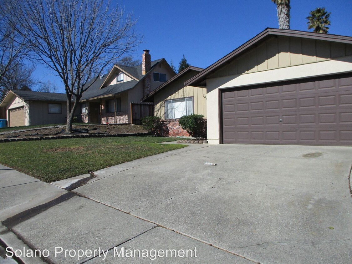 Primary Photo - 3 br, 2 bath House - 569 Burlington