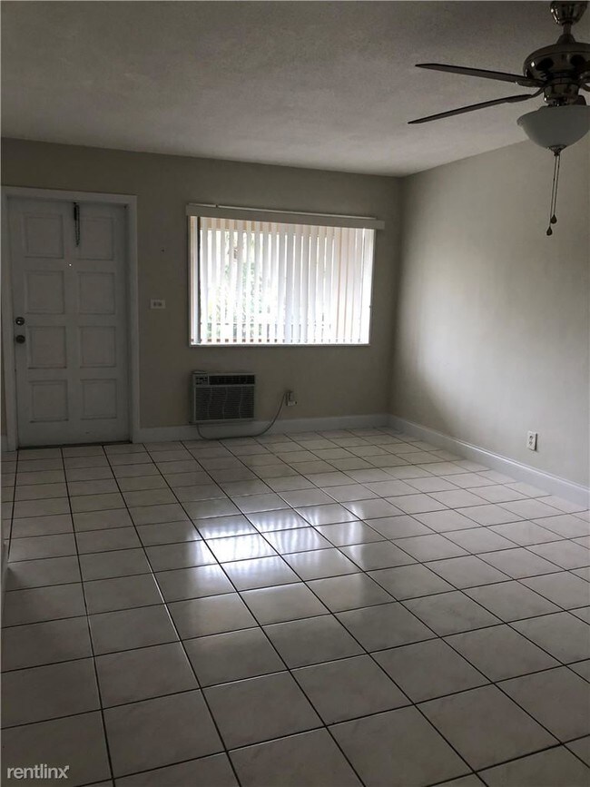 Building Photo - 1810 E Oakland Park Blvd