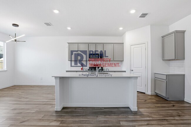 Building Photo - Well-Designed 4-Bedroom Home with Modern Finishes in Haslet