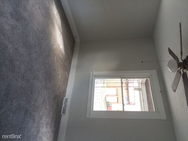 Building Photo - 3 br, 1 bath House - 615 20th Street