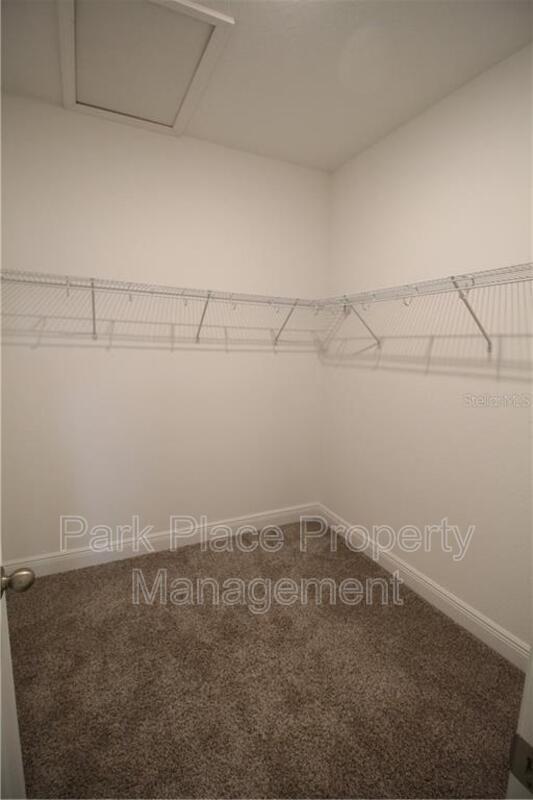 Building Photo - 1347 Merrydale Wy
