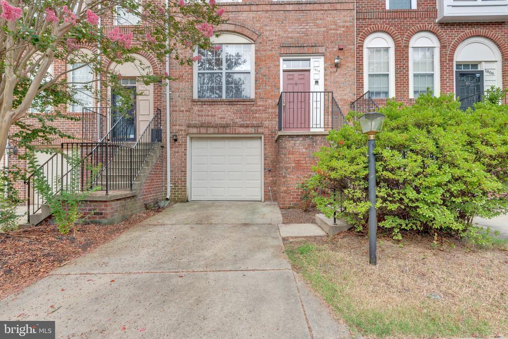 Foto principal - 1804 Manorfield Ct