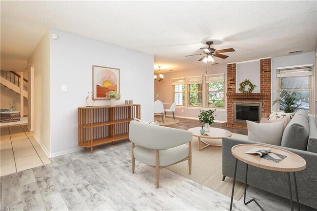 Foto del edificio - 1545 Lakeport Ct