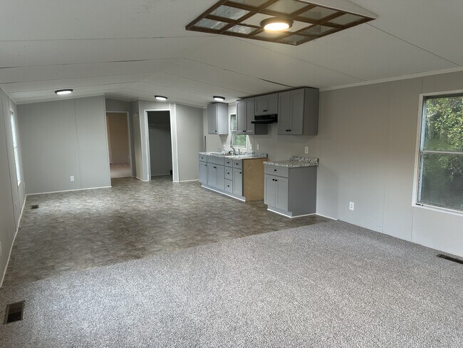 Foto del edificio - 103 Rayfield Ct