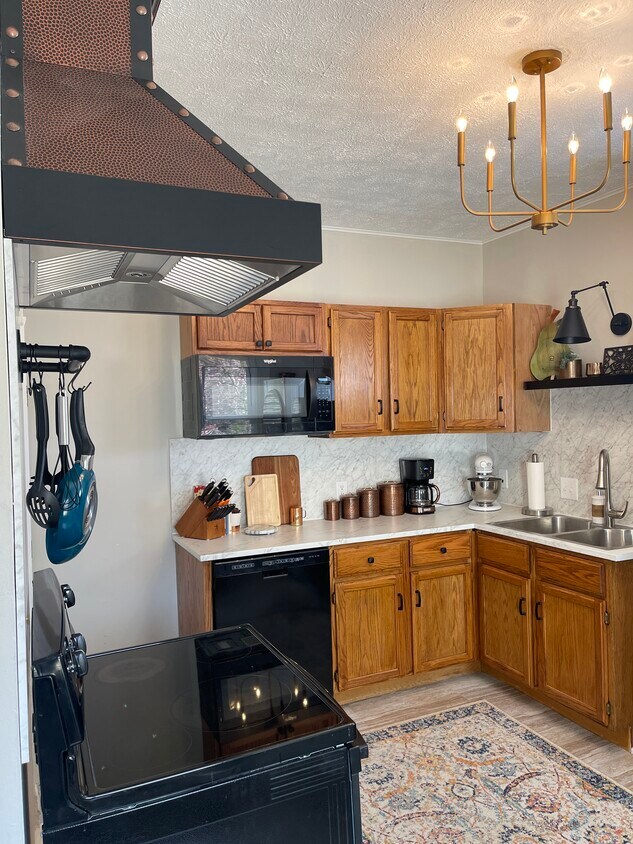 Foto principal - 1737-1/2 S 10th St