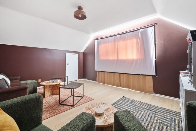 Building Photo - 16707 Turkey Point St