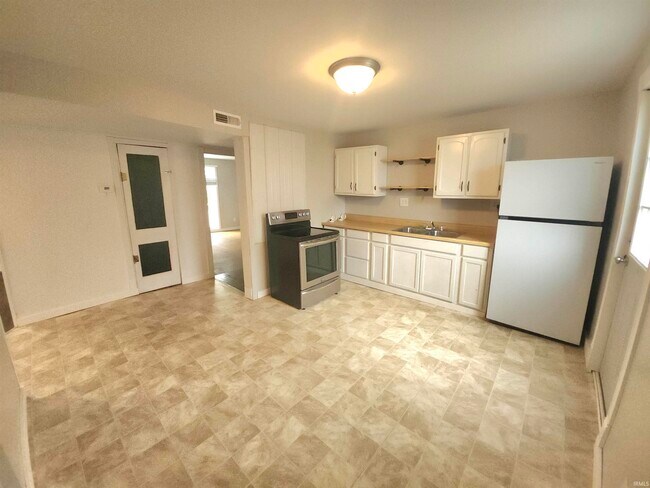 Foto del edificio - 503 W Walnut St